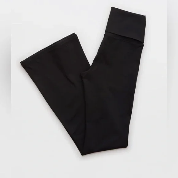 OFFLINE By Aerie OG High Waisted Flare Legging Medium LAST ONE FIRM PRICE - Picture 3 of 3